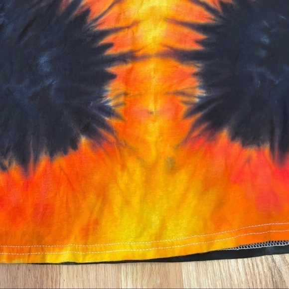 tie dye v-neck t-shirt phoenix rising from the flames unisex size S - Picture 3 of 5
